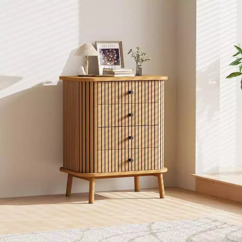 Cassettiera 4/6 cassetti marrone naturale, con maniglie nere opache, gambe in legno, per 1 persona