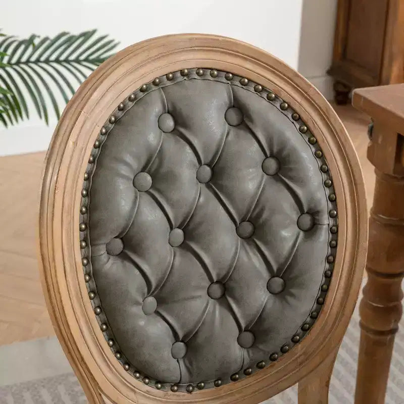 Sedia da pranzo in pelle sintetica stile francese con borchie, schienale alto, set da 2